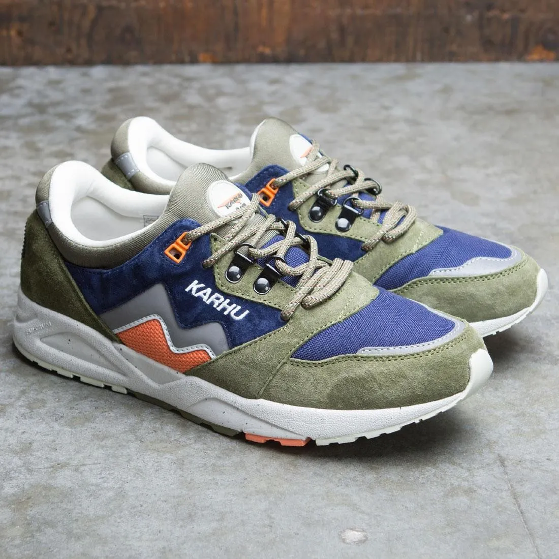 Karhu Men Aria 95 Cross-Country Ski Pack (olive / capulet olive / mango)