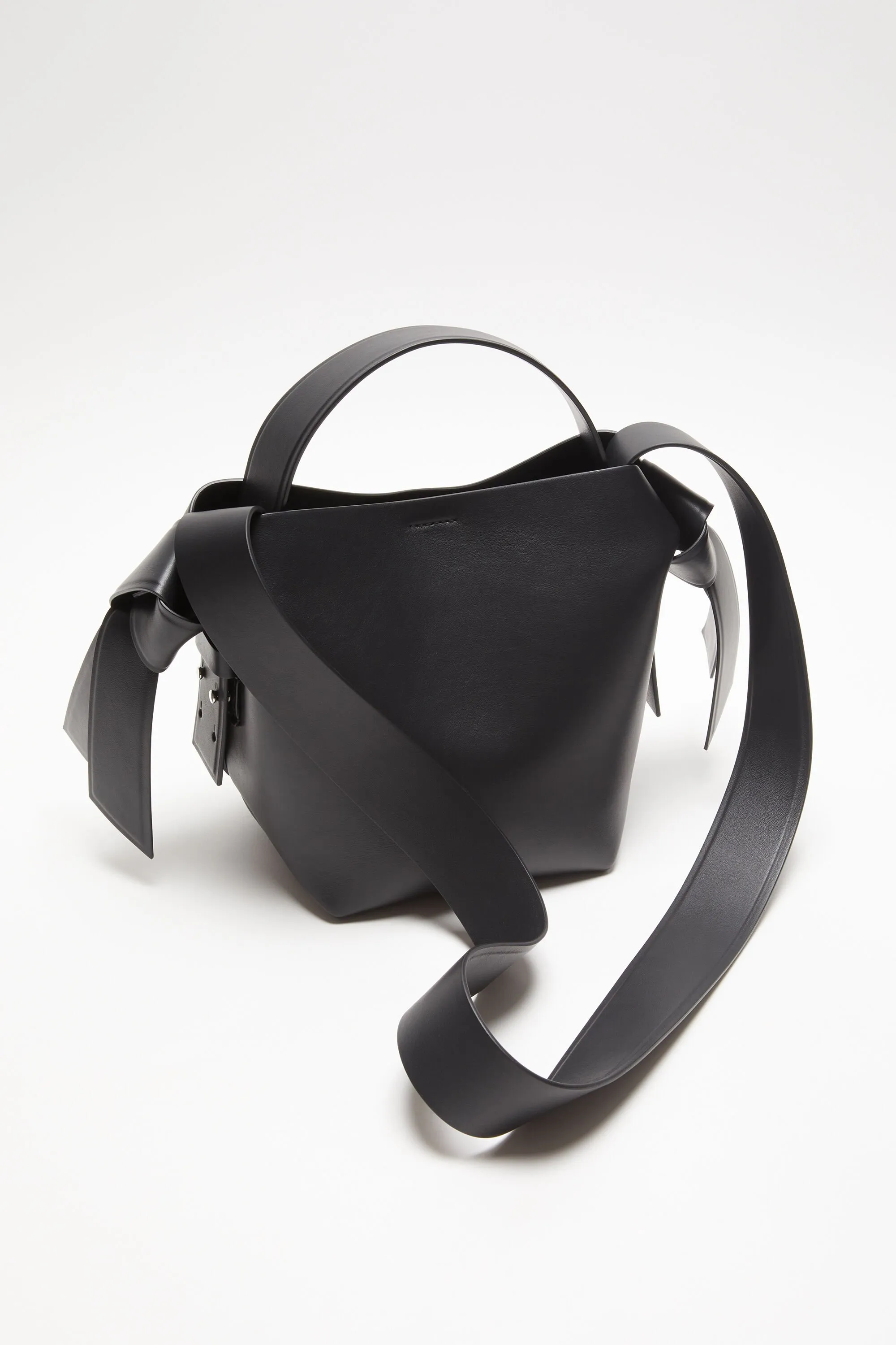 Musubi mini shoulder bag