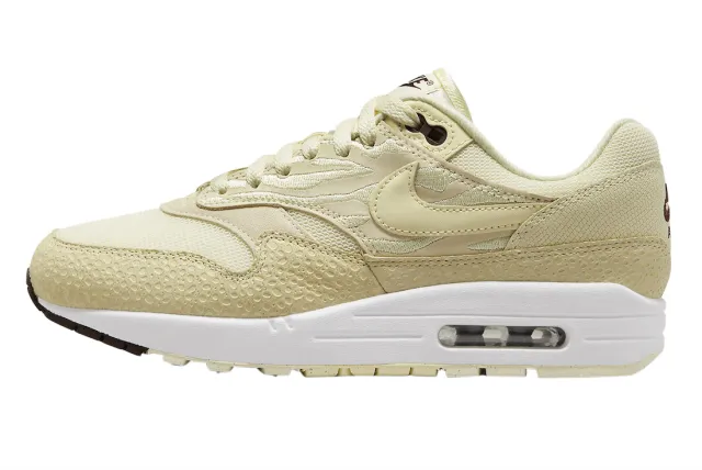 NIKE AIR MAX 1 ’87 WMNS COCONUT MILK