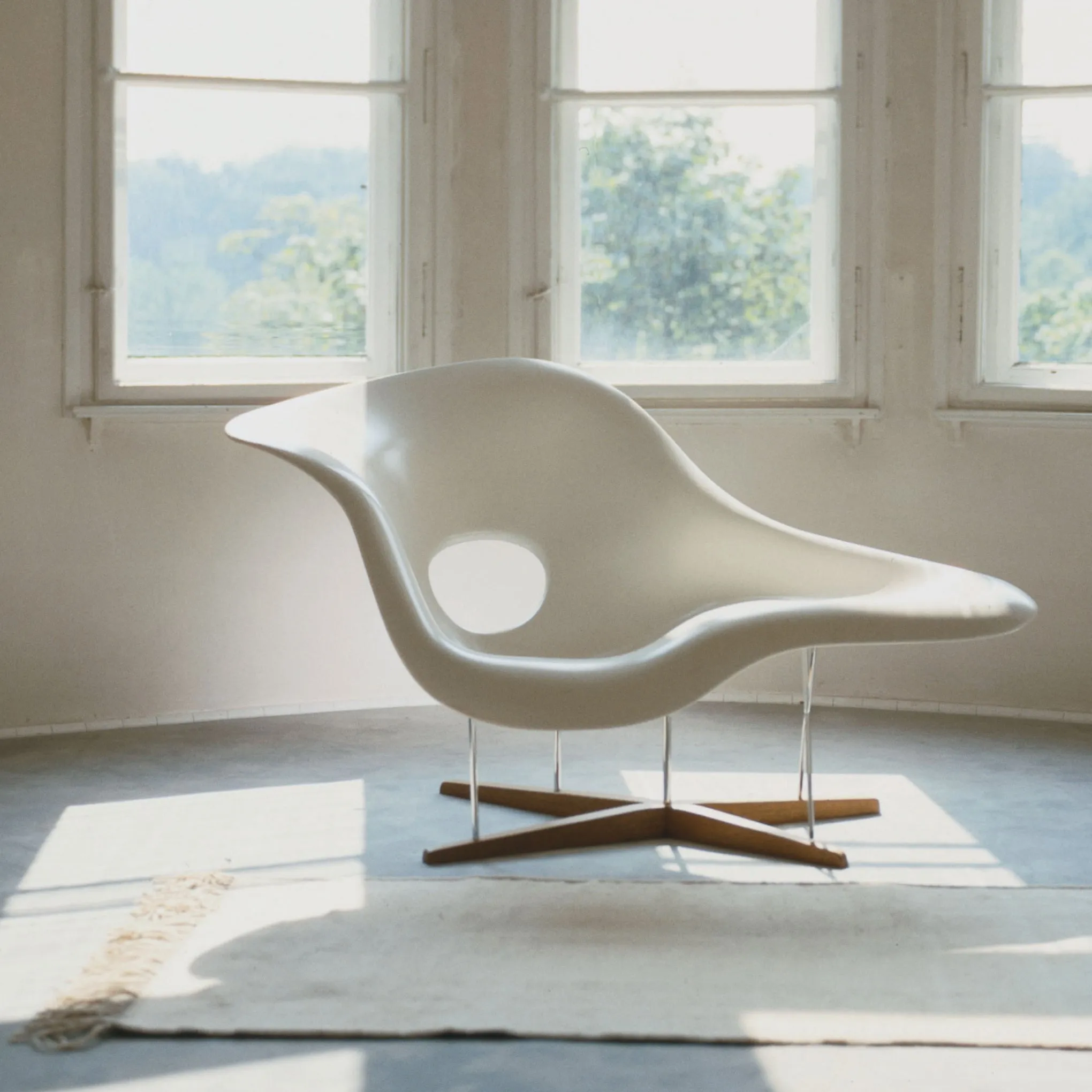 Vitra Eames La Chaise Lounge Chair